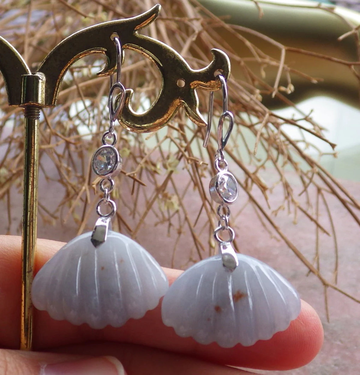 Sterling Silver 925 Hand Carved Jadeite Sea Shell Dangle Earrings D155