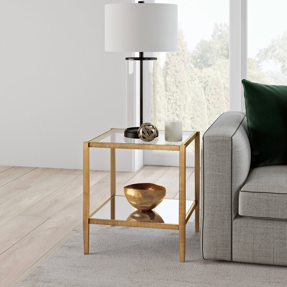 Brass Metal/Glass Side Table Y53014