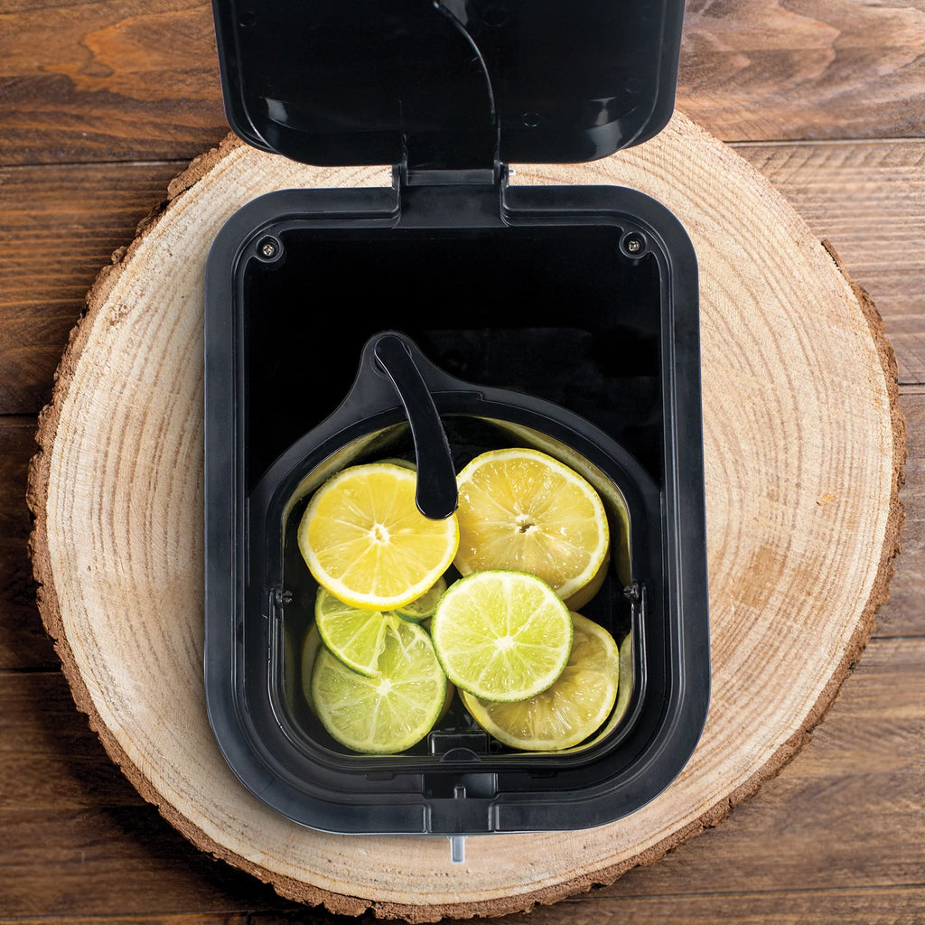 Black 2.5 Qt Iced Tea Maker P162