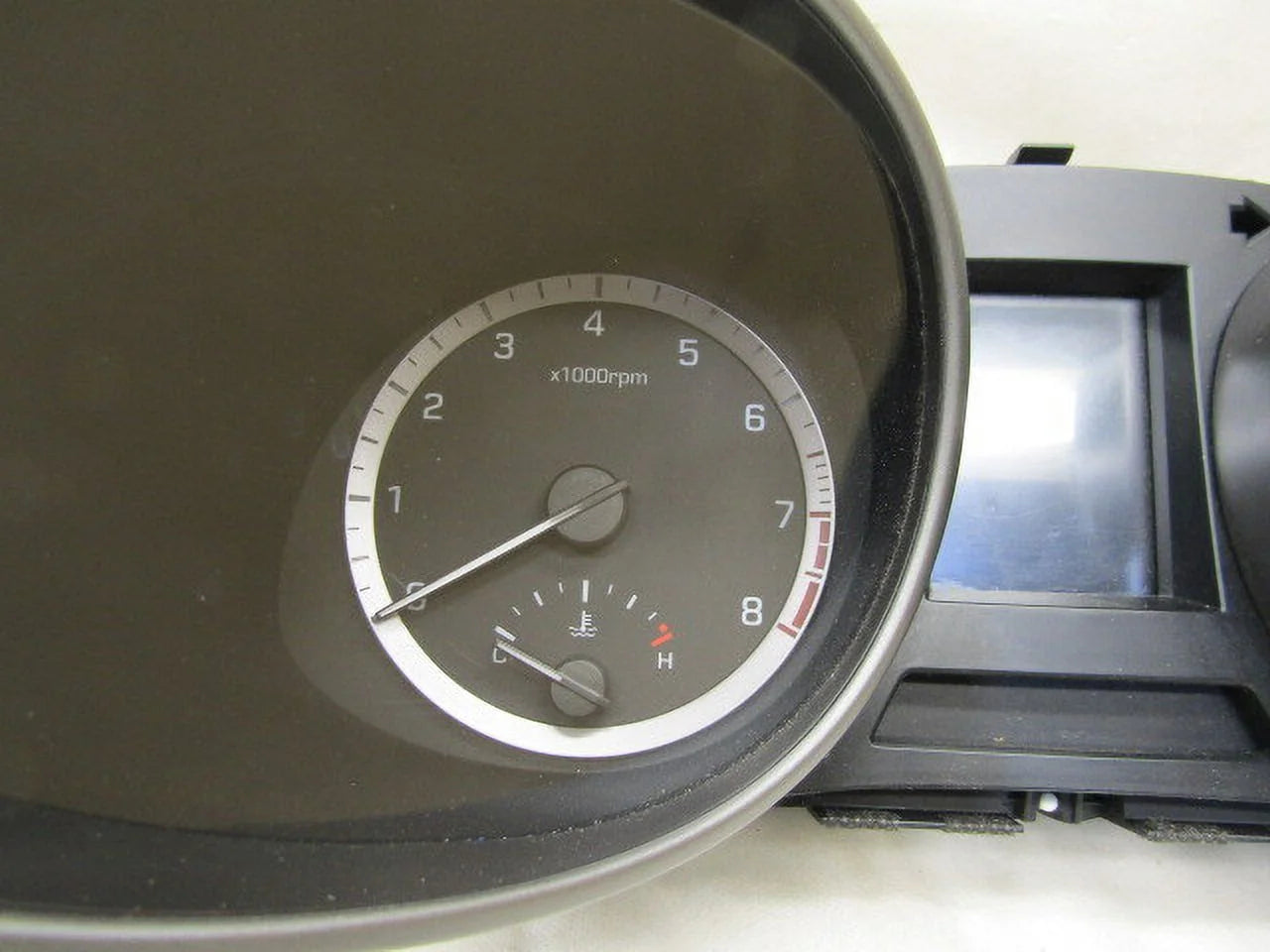 Pre-Owned Hyundai Santa Fe Speedometer Head Cluster X6278