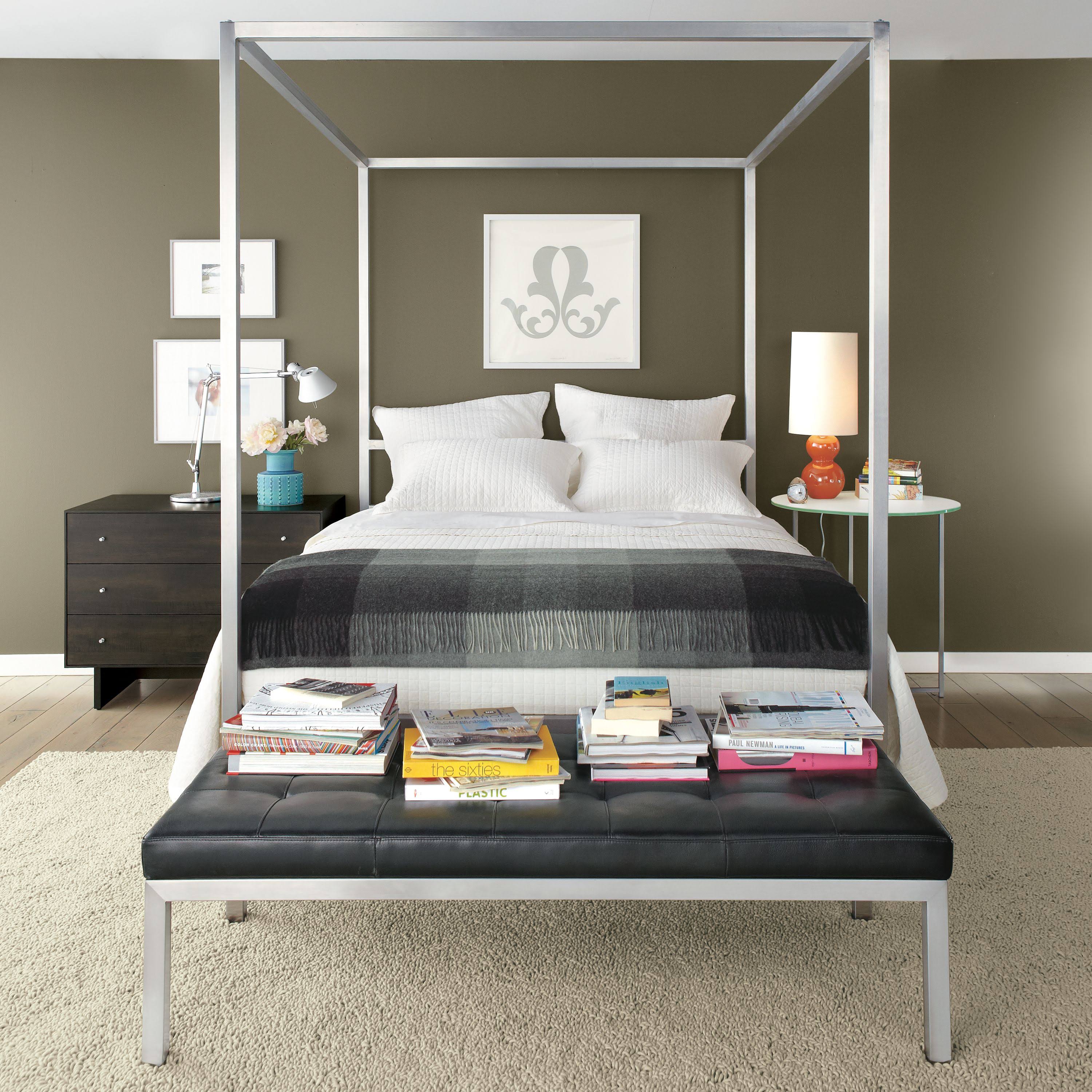 Modern Classic Round End Table in Stainless Steel with Smoke Tempered Glass Top T760997