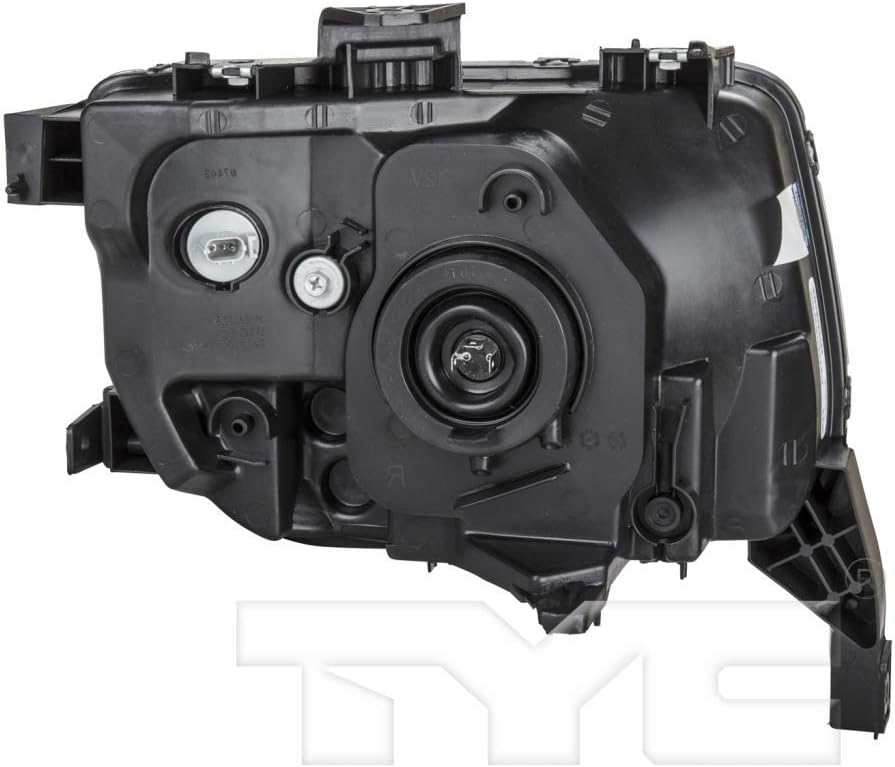 Driver Side Headlight for Honda Element 2003-2006 Q889