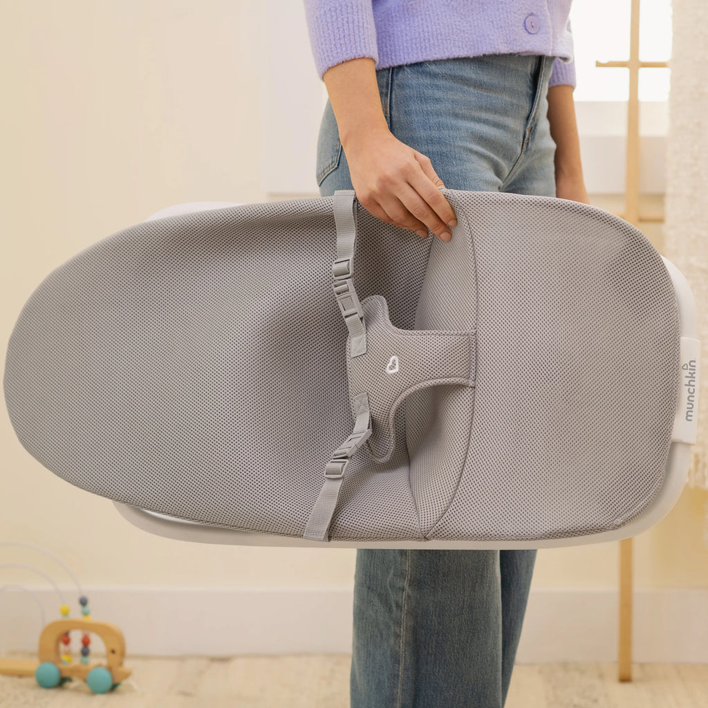 2-in-1 Baby Bouncer & Rocker, Lightweight & Compact W9759
