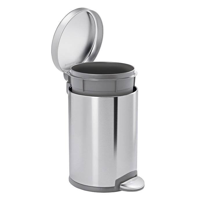 4.5L Round Step Can, 2-Pack, 30-Pack Liners B2765