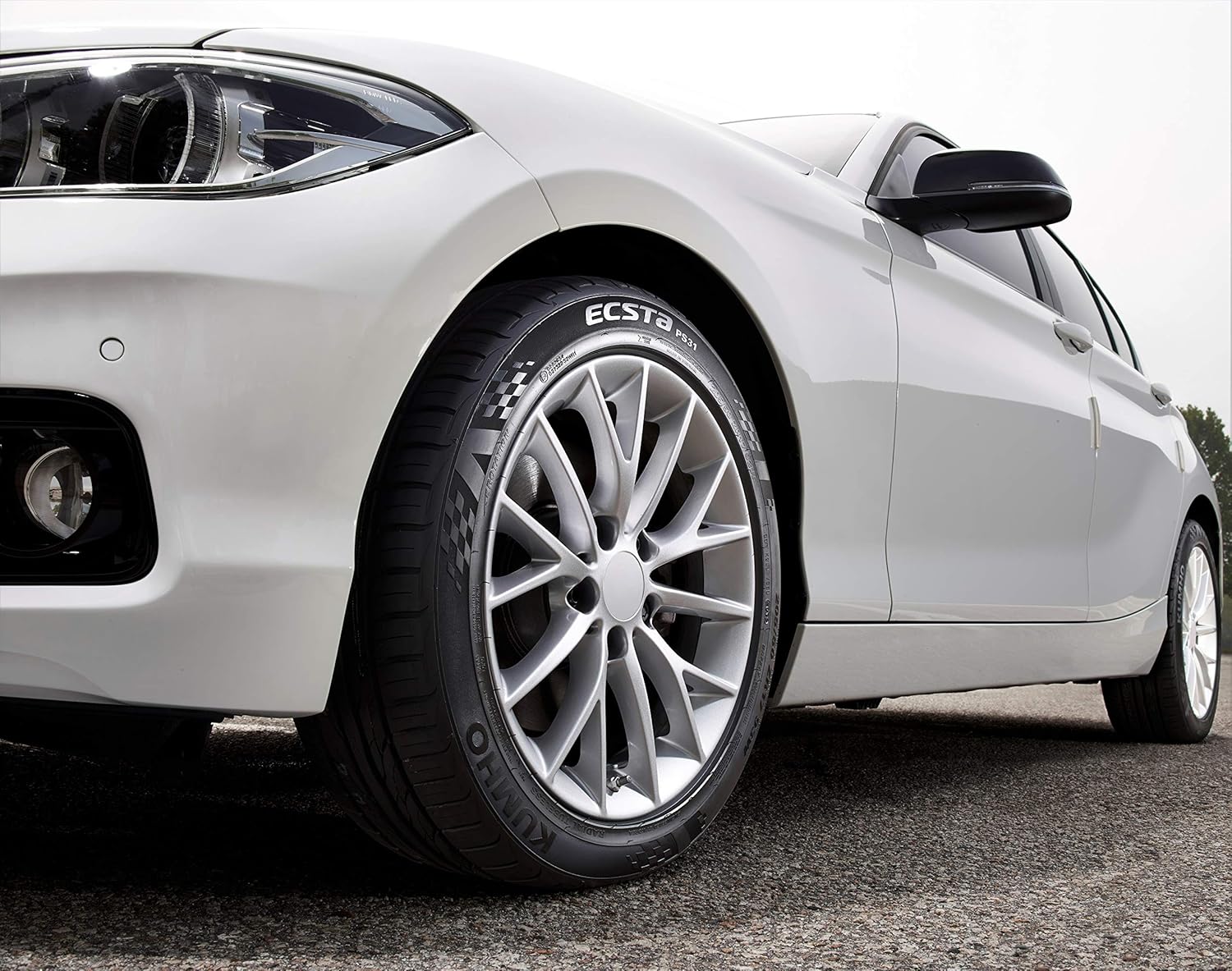 225/45ZR17 94W Summer Performance Tire J4306