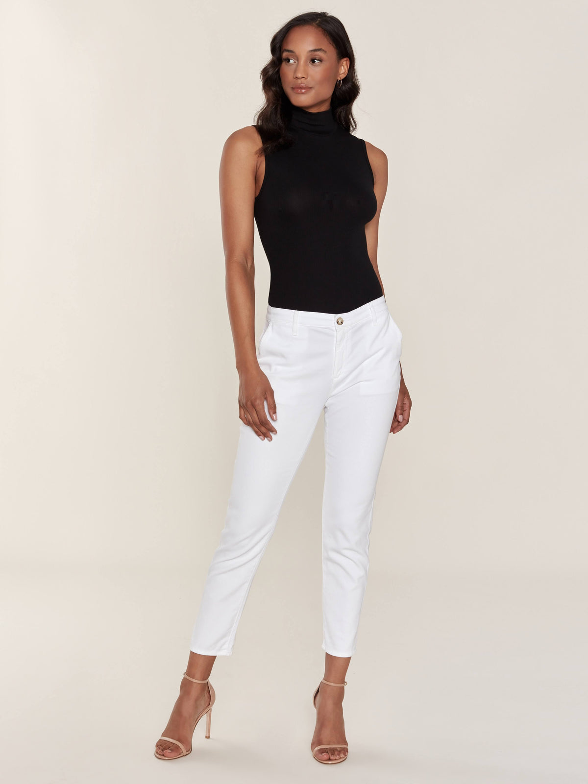 White 28 G1157