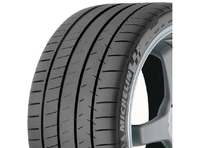 245/35ZR18 Tire E40099