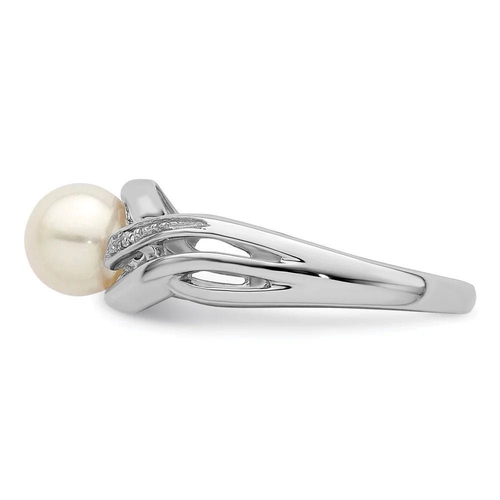 925 Sterling Silver Diamond and Pearl Ring Size 7 Z26602