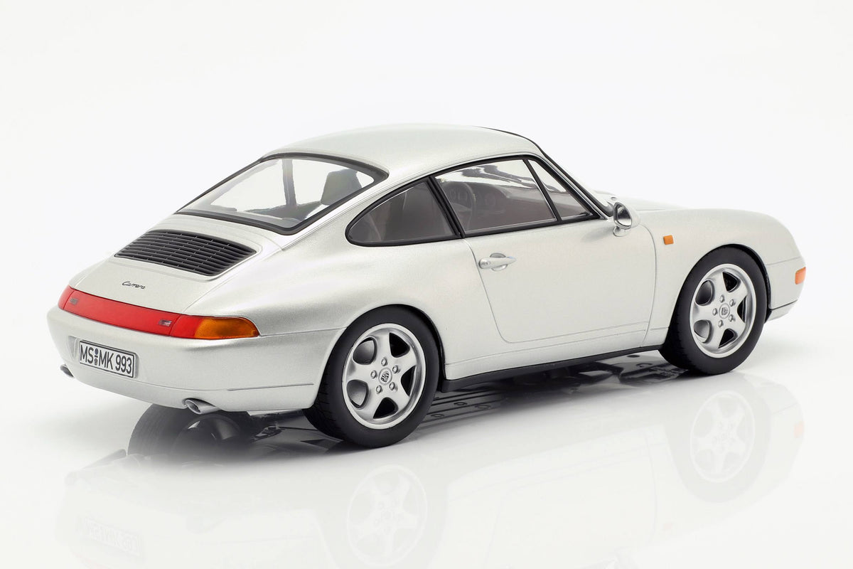 Grey 1/18 Diecast Car T549982