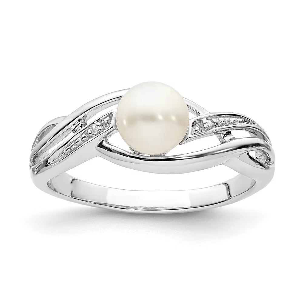 925 Sterling Silver Diamond and Pearl Ring Size 7 Z26602
