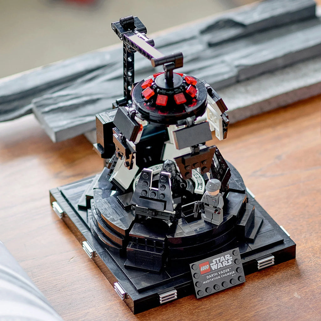 LEGO Star Wars Darth Vader Meditation Chamber Building Toy (663 Pieces) N127503