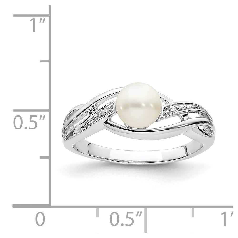 925 Sterling Silver Diamond and Pearl Ring Size 7 Z26602
