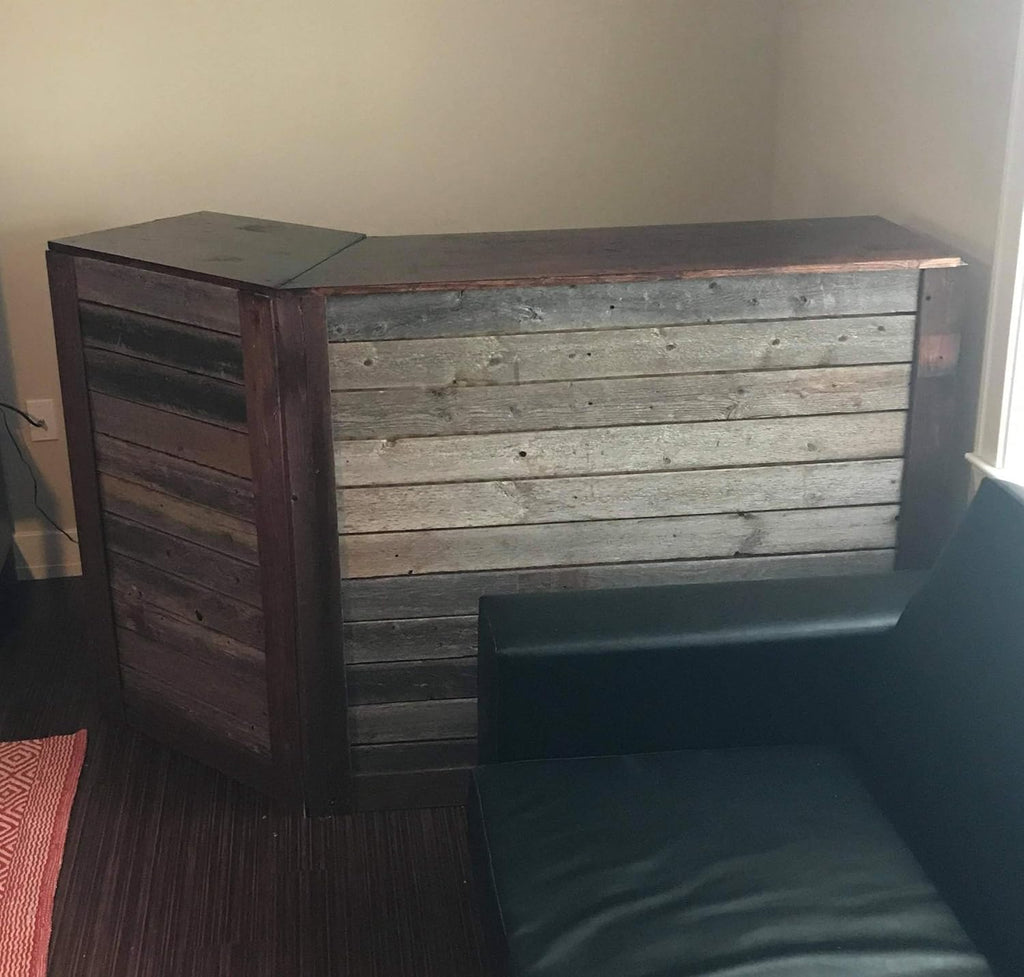 Rustic Reclaimed Barn Wood Paneling Accent Walls (10 square feet) H9538