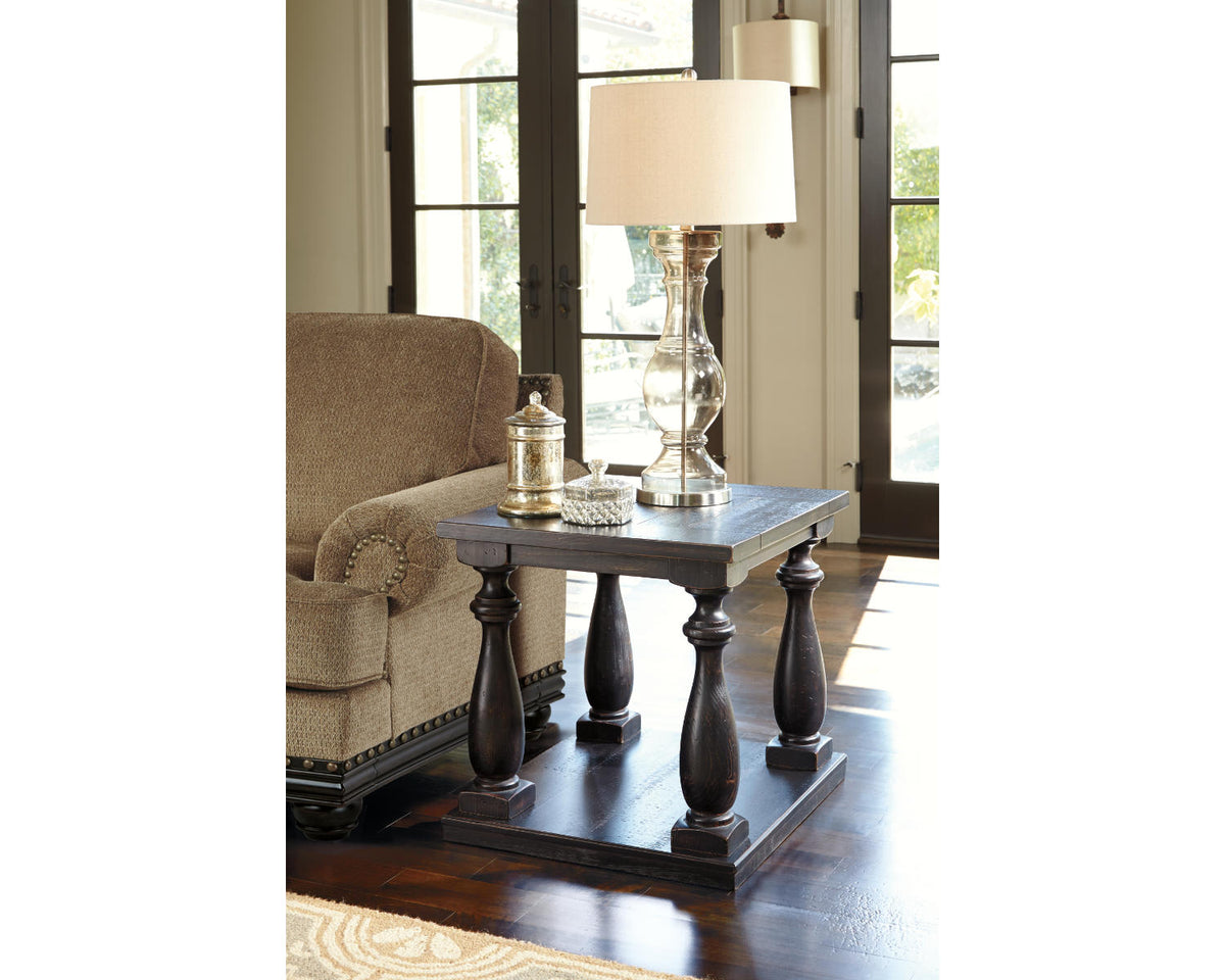 Black End Table O8262